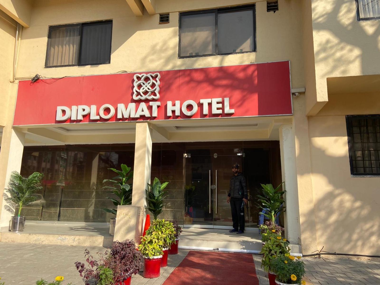 Diplomat Hotel Islamabad Exteriör bild